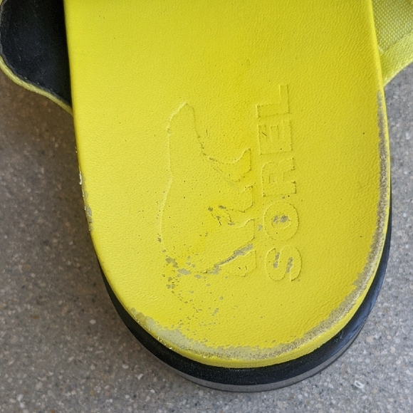 ❤️ Sorel Women's Yellow Slide Sandals Size 9.5 - Picture 7 of 11